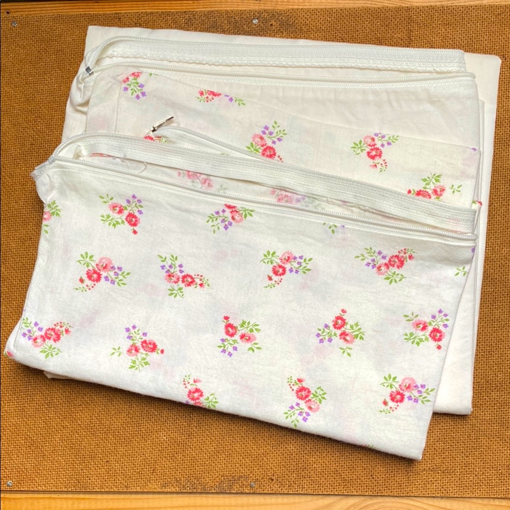 Vintage 2 Cotton Zippered Pillow Covers